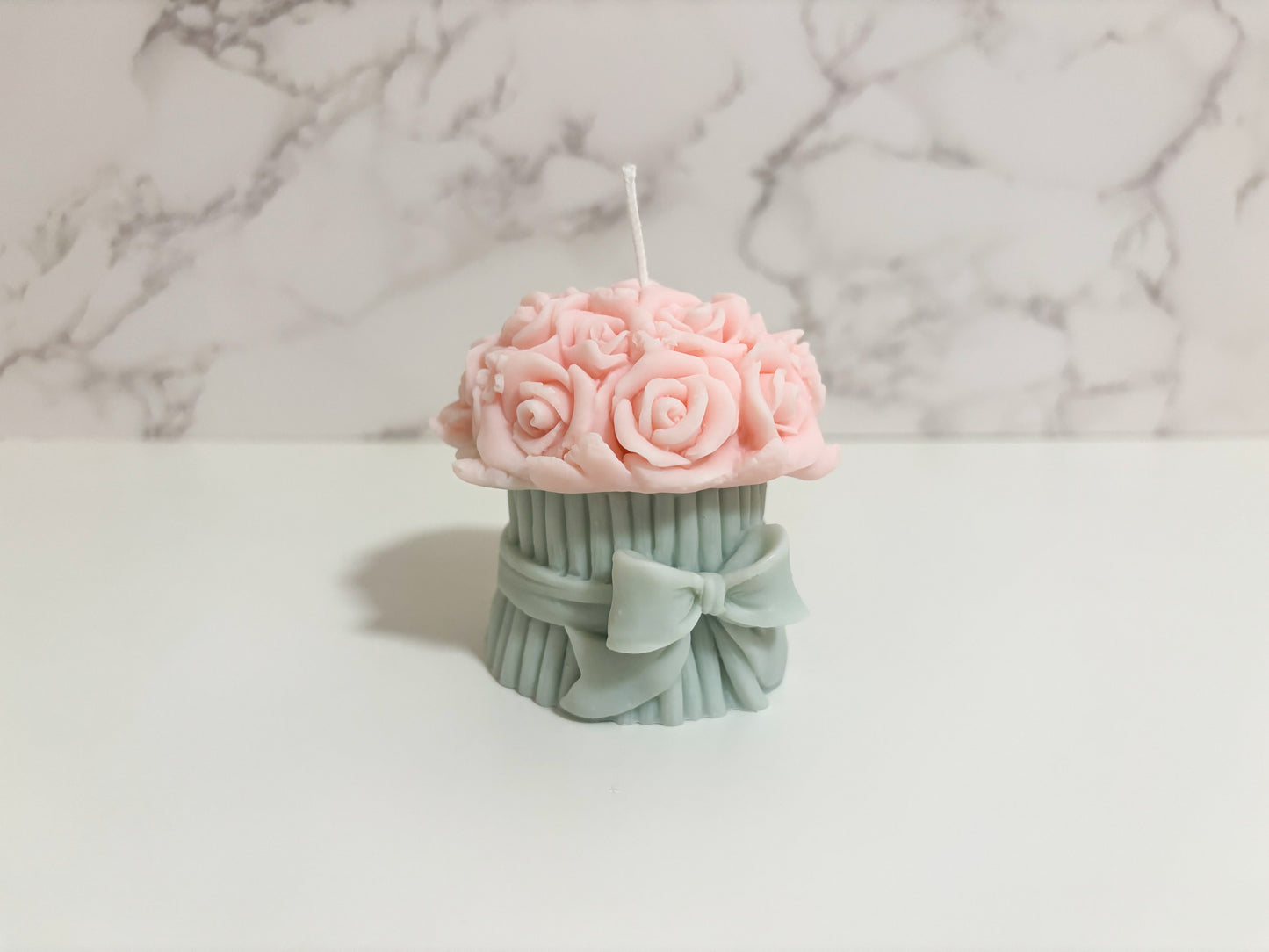 Bouquet of Roses Candle